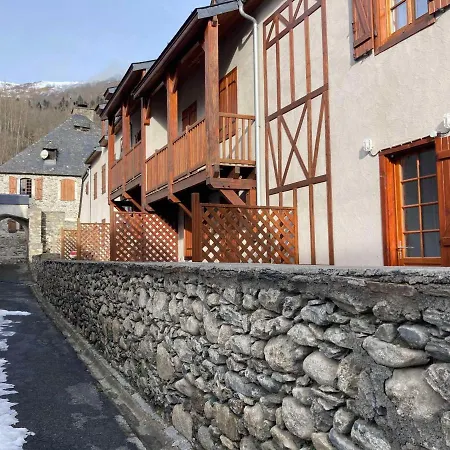 Apartment 2 Pieces Pour 6 Personnes Avec Balcon Et Acces Piscine A Vignec, Proche Saint-lary-soulan - Fr-1-504-598 *