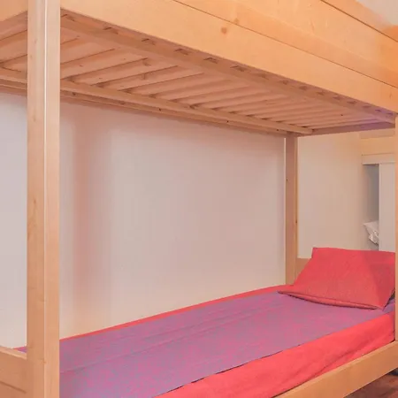 2 Pieces Pour 6 Avec Balcon - Fr-1-504-598