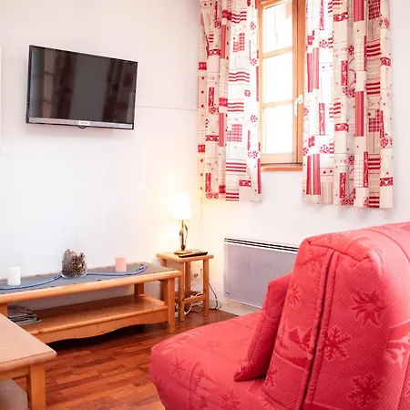 Apartament 2 Pieces Pour 6 Personnes Avec Balcon Et Acces Piscine A Vignec, Proche Saint-lary-soulan - Fr-1-504-598 *